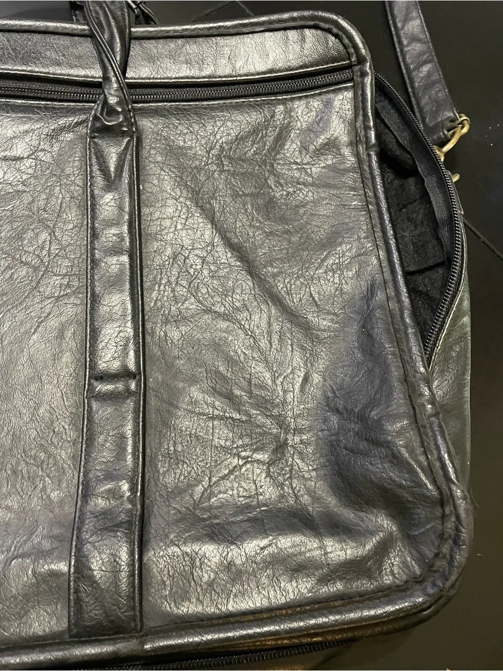 Vintage Black Leather Travel Messenger CarryOn Bag laptop computer luggage